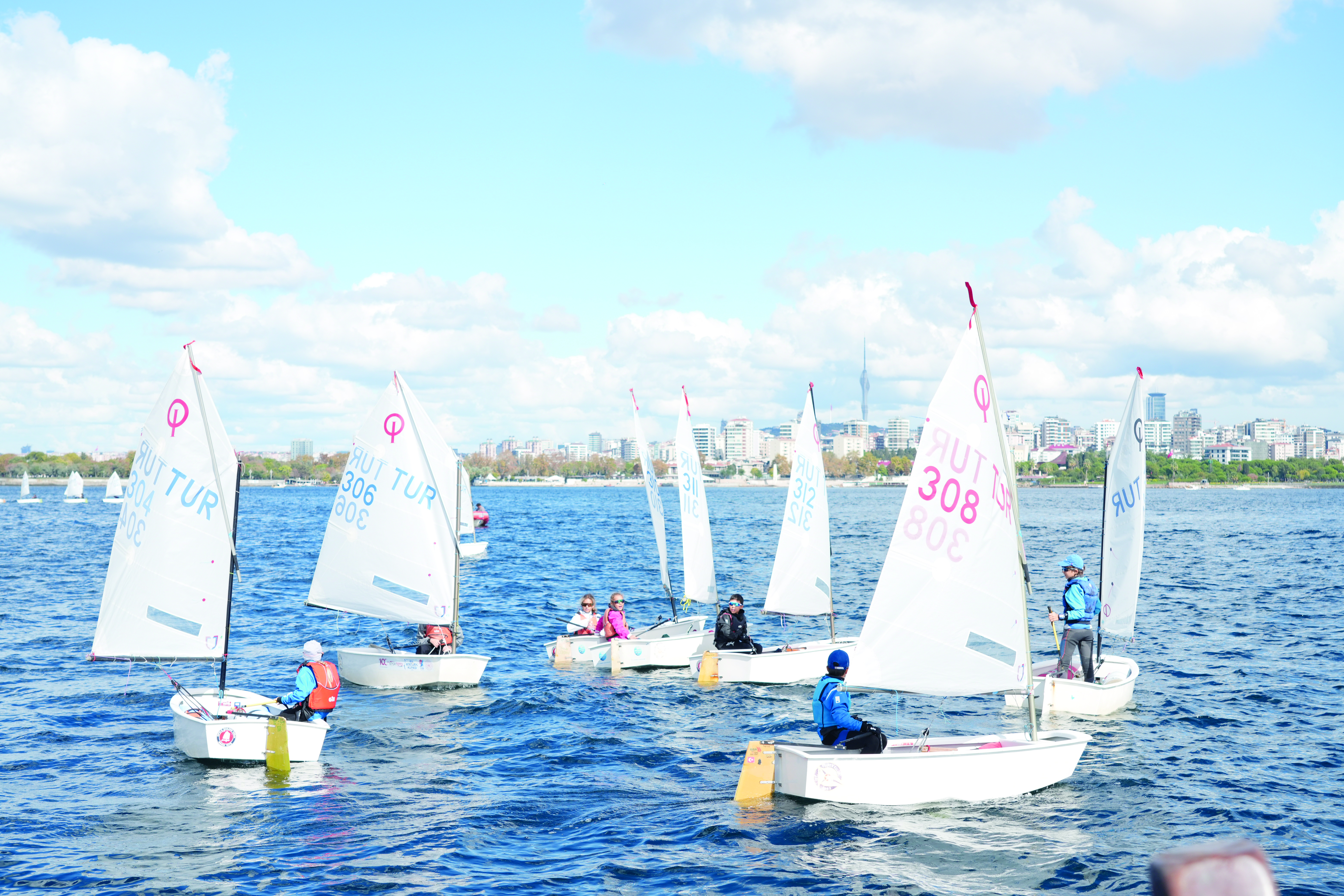 3. Kadıköy Cumhuriyet Kupası Yelken Yarışları başlıyor